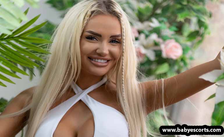 Find Busty Nude Cam Girlfriends For Incall Or Outcall Services 